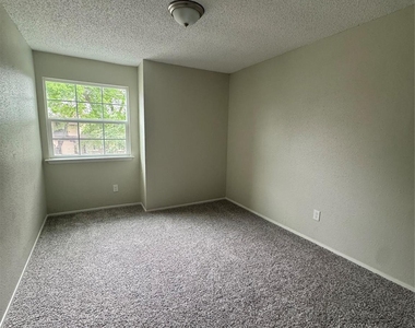 13626 Sunswept Way - Photo Thumbnail 20