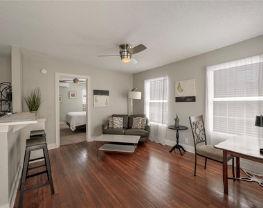 3310 Crawford Street - Photo Thumbnail 1