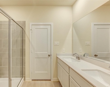 21526 George Wayne Way - Photo Thumbnail 31