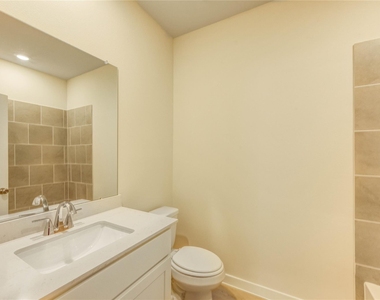 21526 George Wayne Way - Photo Thumbnail 18