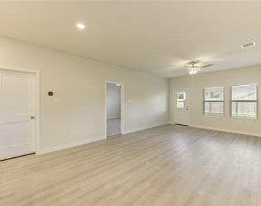 21526 George Wayne Way - Photo Thumbnail 17