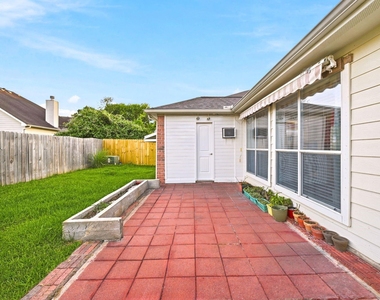 6931 Hamilton Falls Lane - Photo Thumbnail 32