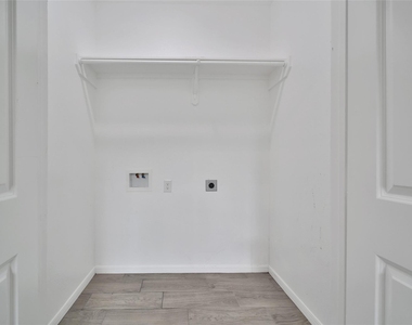 16713 E Ivanhoe - Photo Thumbnail 20