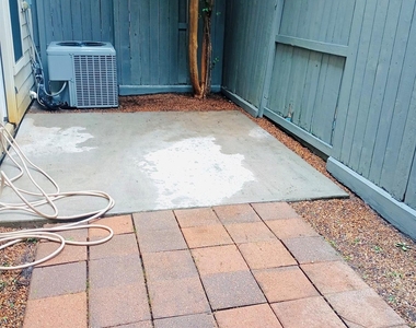 2368 Bastrop Street - Photo Thumbnail 3