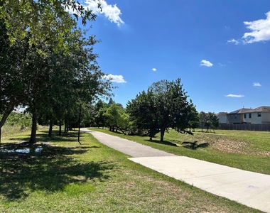 16003 Thornbill Lane - Photo Thumbnail 25