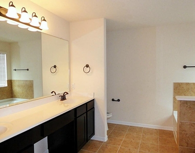 16003 Thornbill Lane - Photo Thumbnail 13