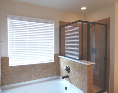 16003 Thornbill Lane - Photo Thumbnail 15