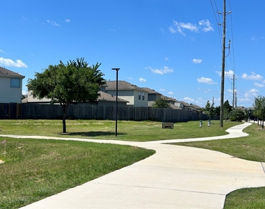 16003 Thornbill Lane - Photo Thumbnail 23