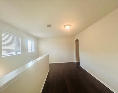 16003 Thornbill Lane - Photo Thumbnail 10