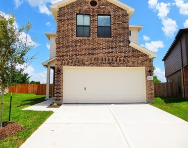 16003 Thornbill Lane - Photo Thumbnail 1