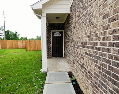 16003 Thornbill Lane - Photo Thumbnail 19