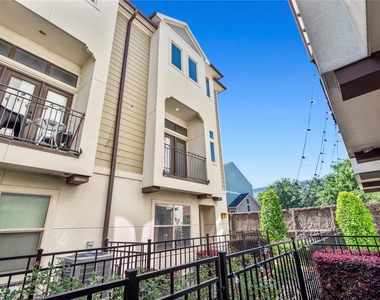1826 Anita Street - Photo Thumbnail 4