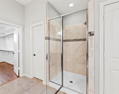 1826 Anita Street - Photo Thumbnail 27