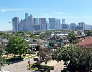 510 Lovett Boulevard - Photo Thumbnail 19
