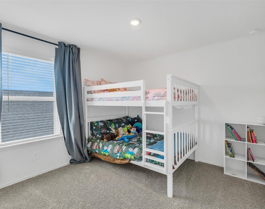 4210 Bromham Farms Drive - Photo Thumbnail 23