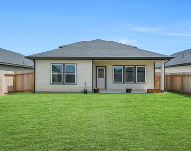 4210 Bromham Farms Drive - Photo Thumbnail 28