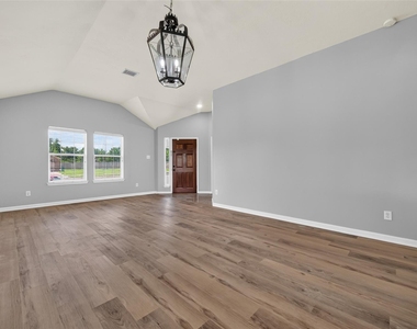 6407 Granite Springs Lane - Photo Thumbnail 4