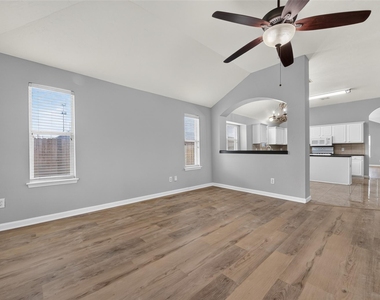 6407 Granite Springs Lane - Photo Thumbnail 18
