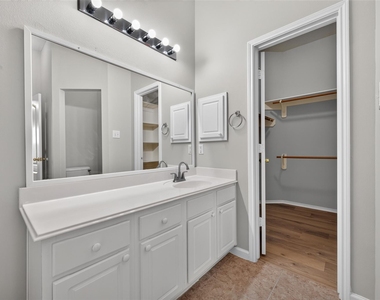 6407 Granite Springs Lane - Photo Thumbnail 13