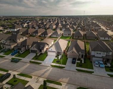 6415 Orchid Beach Drive - Photo Thumbnail 15