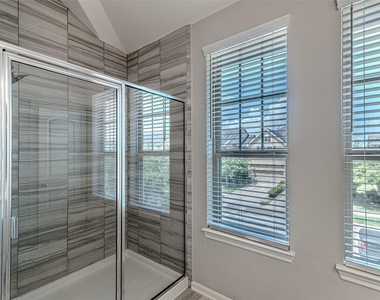 5543 Purple Meadow Lane - Photo Thumbnail 39