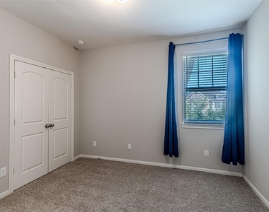 5543 Purple Meadow Lane - Photo Thumbnail 27