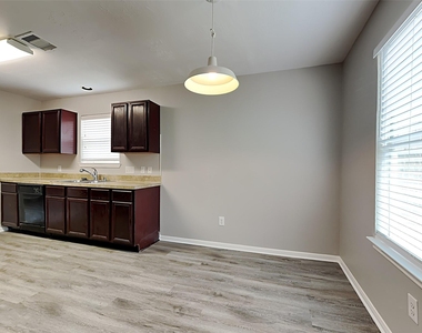 16326 Royal Fort Lane - Photo Thumbnail 6
