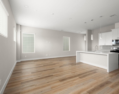 8114 Esther Acres - Photo Thumbnail 5