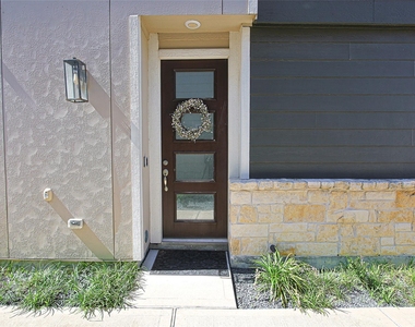 10005 Brickhouse Drive - Photo Thumbnail 1