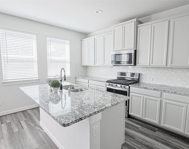 10005 Brickhouse Drive - Photo Thumbnail 8