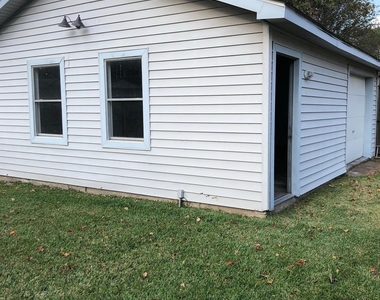 1442 Chamboard Lane - Photo Thumbnail 25