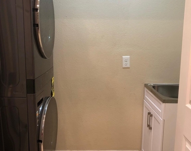 1442 Chamboard Lane - Photo Thumbnail 23
