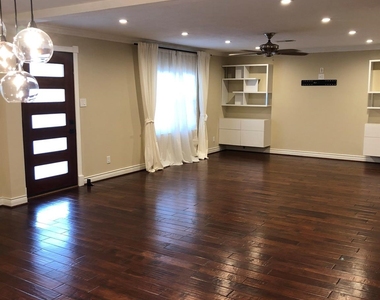 1442 Chamboard Lane - Photo Thumbnail 2