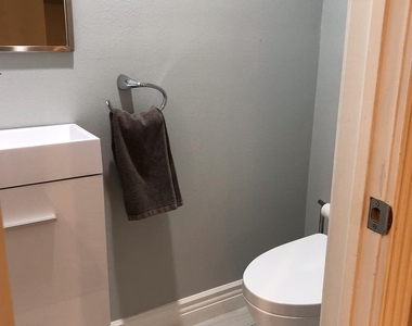 1442 Chamboard Lane - Photo Thumbnail 8