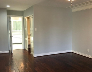 1442 Chamboard Lane - Photo Thumbnail 11
