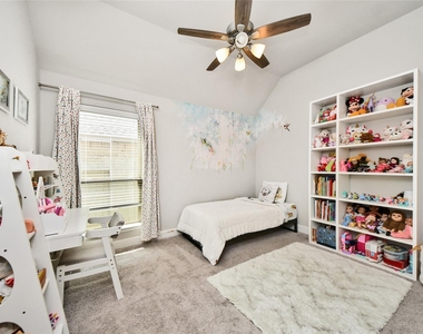 2206 Forest Trace Lane - Photo Thumbnail 24