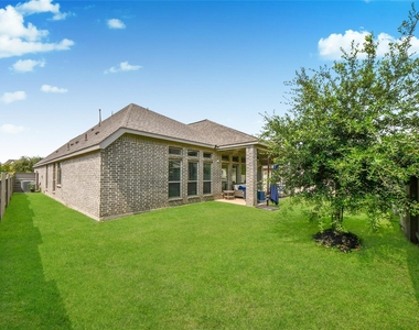 2206 Forest Trace Lane - Photo Thumbnail 33