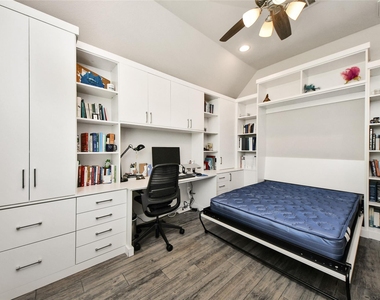 2206 Forest Trace Lane - Photo Thumbnail 6