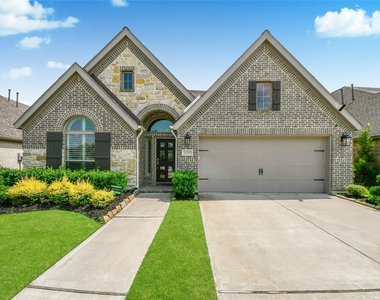 2206 Forest Trace Lane - Photo Thumbnail 1