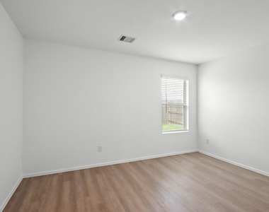 8807 Bar Harbor Drive - Photo Thumbnail 9