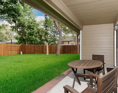 139 S Vesper Bend Circle - Photo Thumbnail 16