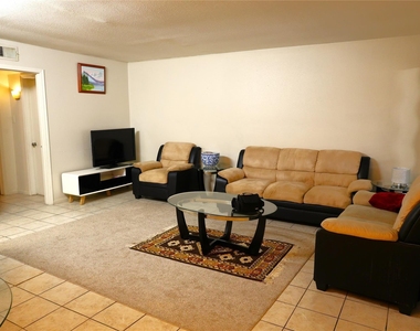 14333 Memorial Drive - Photo Thumbnail 2