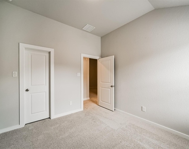 16519 Texas Hill Country Road - Photo Thumbnail 33