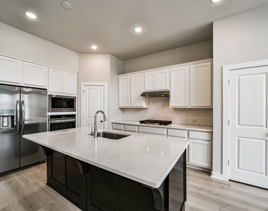 16519 Texas Hill Country Road - Photo Thumbnail 12