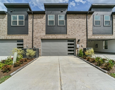 16519 Texas Hill Country Road - Photo Thumbnail 36
