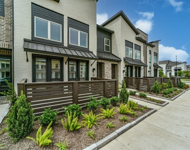 16519 Texas Hill Country Road - Photo Thumbnail 2