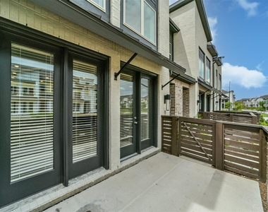 16519 Texas Hill Country Road - Photo Thumbnail 4