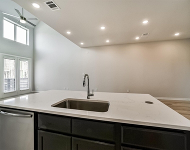 16519 Texas Hill Country Road - Photo Thumbnail 16