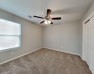 2544 Elm Crossing Trail - Photo Thumbnail 11