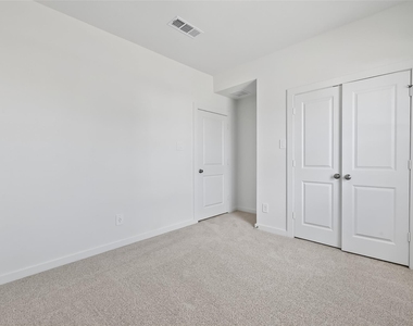 3238 Kindred Way - Photo Thumbnail 30